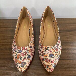 MODCLOTH Colorful Boho Spring Point Toe Ballet Flats Floral Pattern (Size 8)